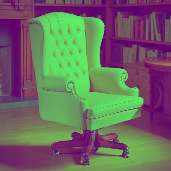 Poltrona da ufficio wingback in pelle beige con base in legno