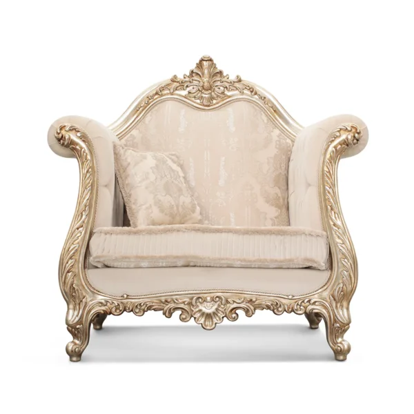 Wagner armchair in Baroque style with gold-carved wood frame, upholstered in light damask fabric with tufted detailing.