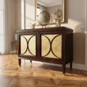 Роскошный комод из темного дуба с изысканными элементами из сусального золота, выполненный вручную в Италии.