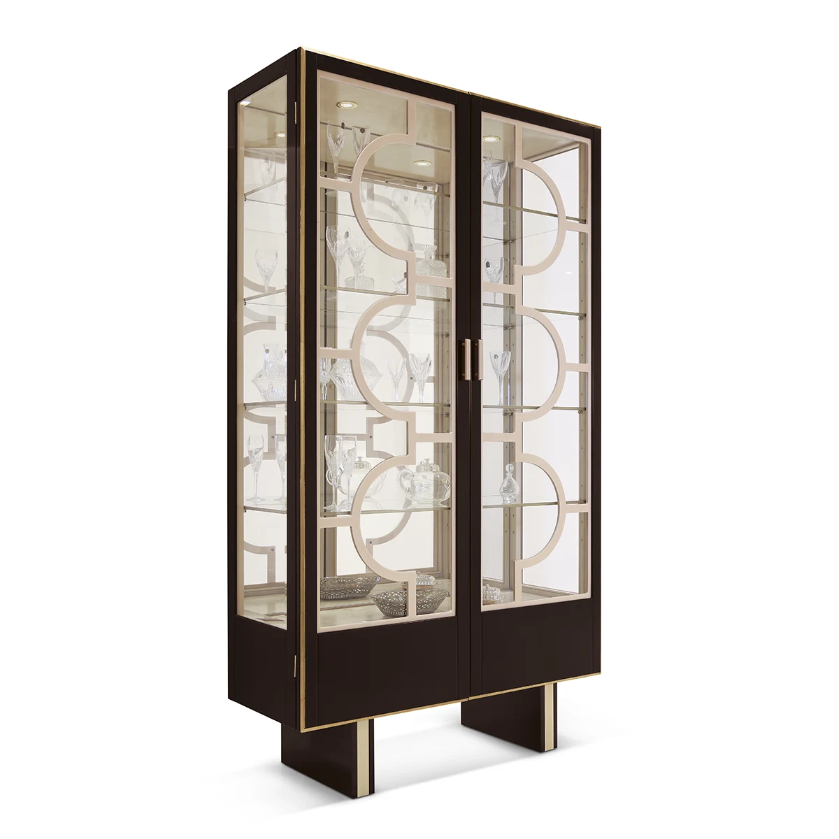 FUJI display cabinet base EN Fuji display cabinet with pedestal base, dark wood with gold trim and glass shelves.