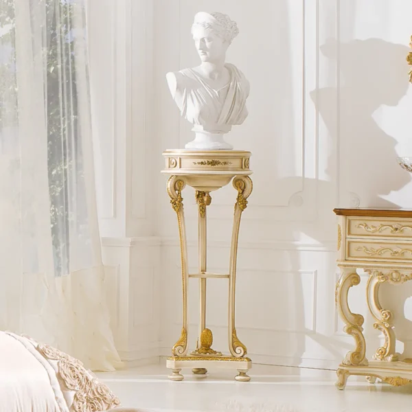 Magnum carved pedestal vase stand with gold details, luxury Italian craftsmanship.