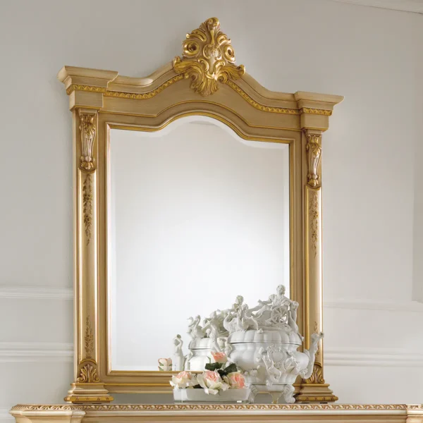 Prestige small mirror with gold frame.