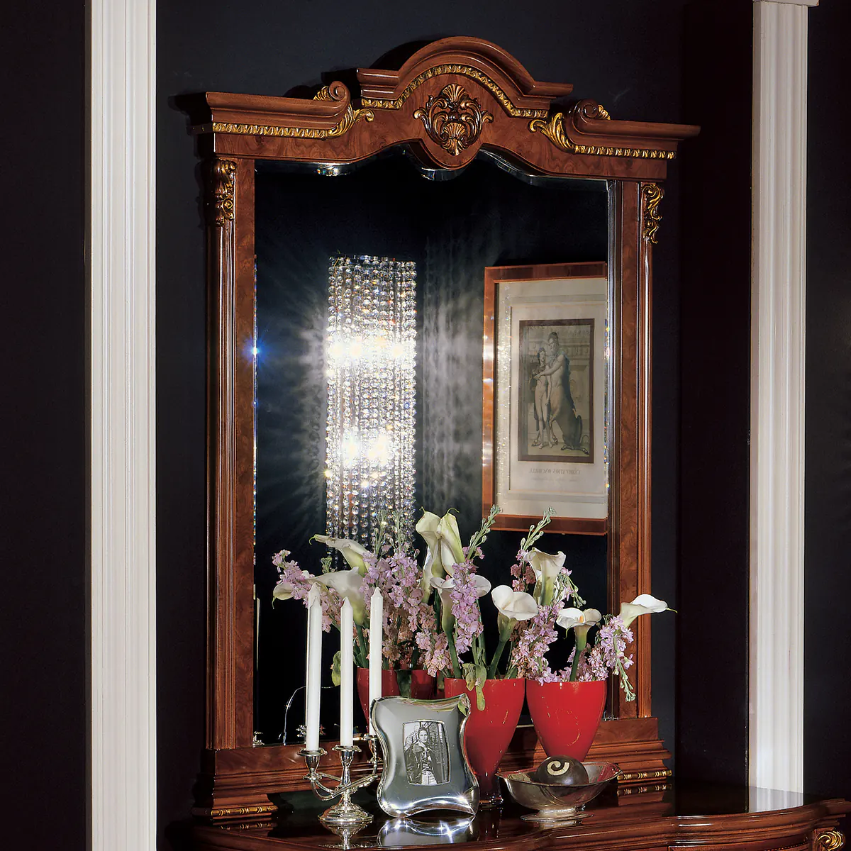 PRINCESSE mirror Princesse mirror in carved wood with floral decoration.