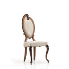 Flora chair in Déco style with carved wood frame and beige upholstery, Italian craftsmanship.