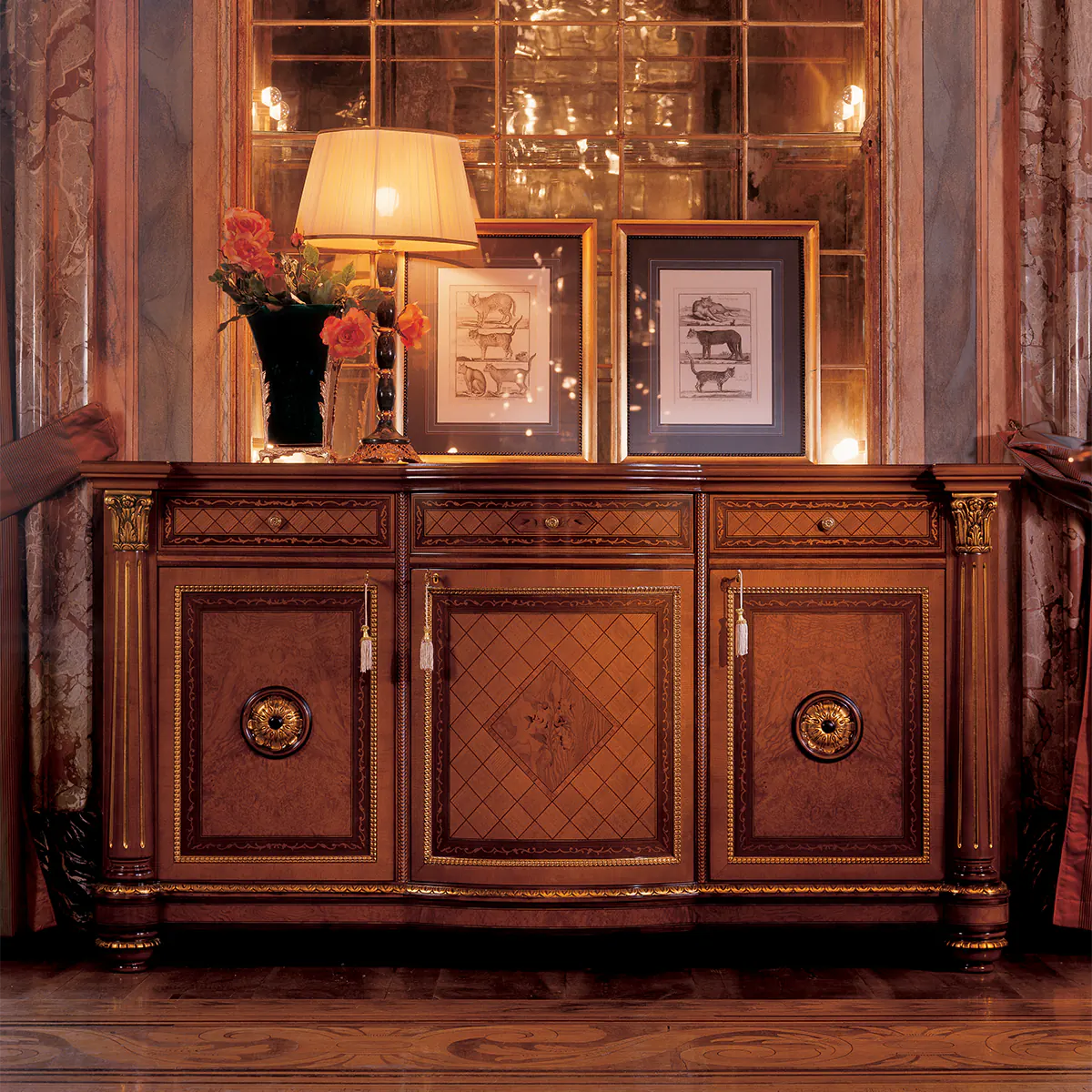 SENATOR sideboard 3 doors Elegant handcrafted Senator sideboard 3 doors with ornate details, exquisite Italian craftsmanship.